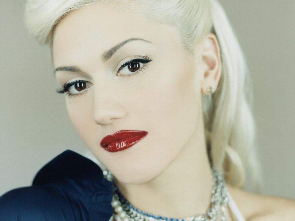 Gwen Stefani for L'Oreal Paris Gwen Stefani for L'Oreal Paris